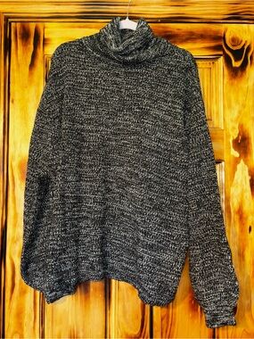 Cozy Black & Gray Sweater 2X